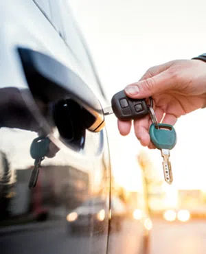 Lock Locksmith Tech Denver, CO 303-566-9175 - unlock-car